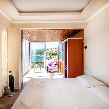 Hotel Lovely With Sea View, Balcony And Terrace In Milas, Bodrum Bogazici